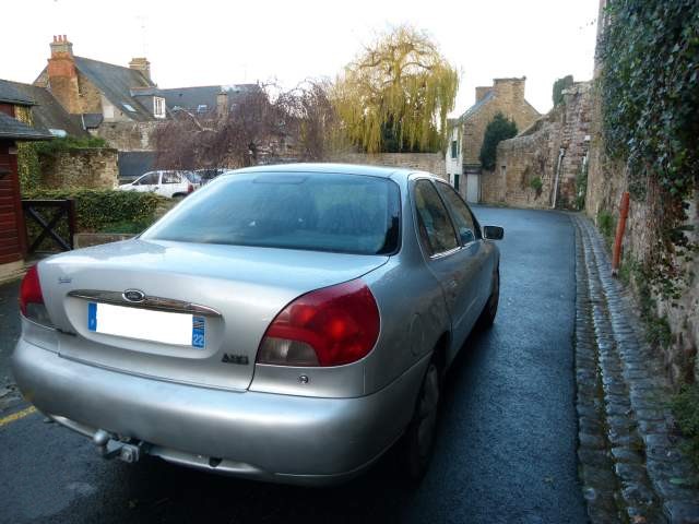 MONDEO type 1 Ph II - 4 PORTES - 1996-2000